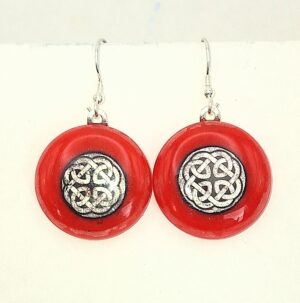 Drop glass earrings.