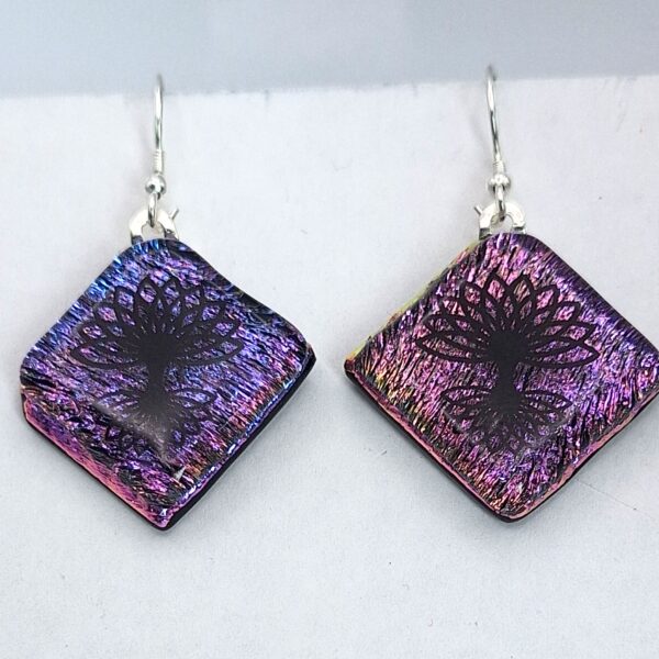 Drop glass earrings.