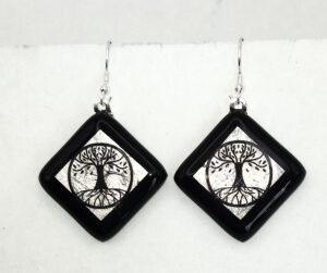 Drop glass earrings