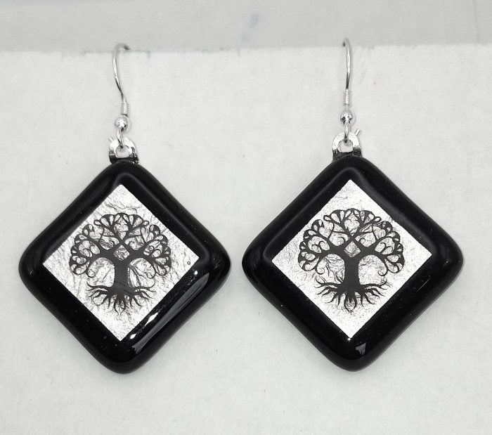 Drop glass earrings